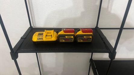 Dewalt AH12 Battery’s  rapid charger