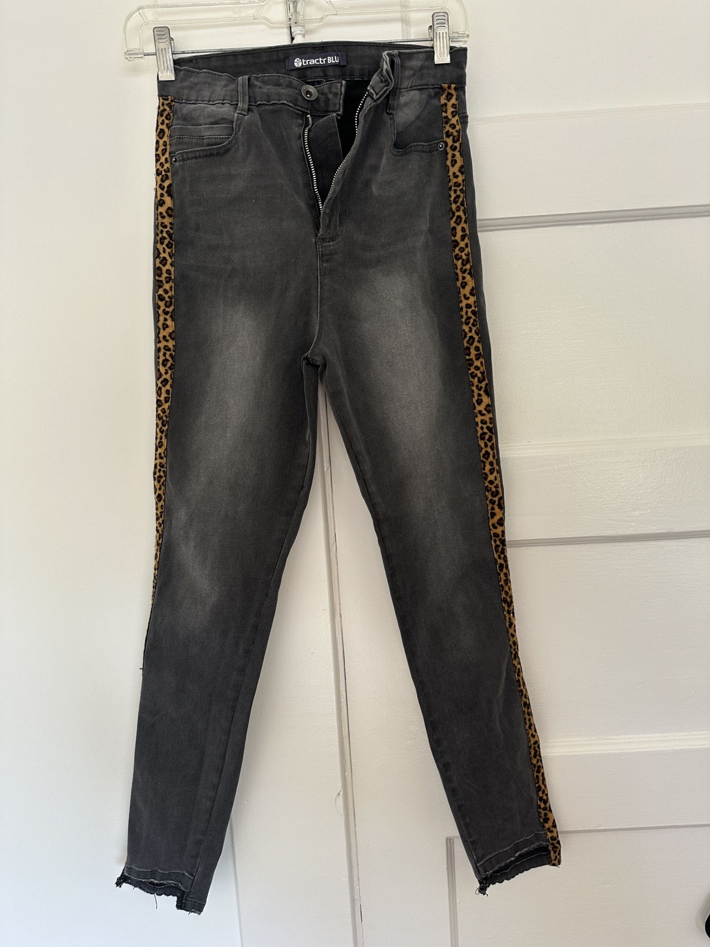 Tractr Blue-Grey Skinny Jeans w/ Velvet Cheetah Stripe — Size 27