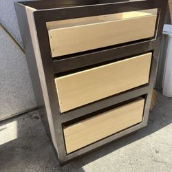Free Kitchen Cabinet