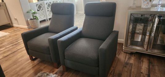 Pair Of recliner chairs- delivery available