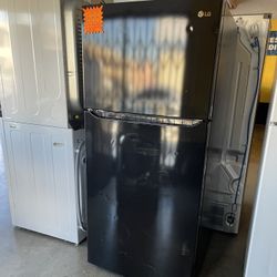 New LG Top Freezer Refrigerator 20 Cubic Feet 