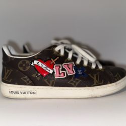 Women’s Louis Vuitton  Shoes Size 8