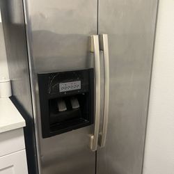 FREEEE fridge!! , working good! 