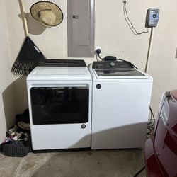 Whirlpool Washer And Dryer