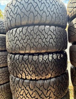 275/65/20 Bfgoodrich 📍📍 Vendo un set de llantas con 80% de vida las 4 📍🌟