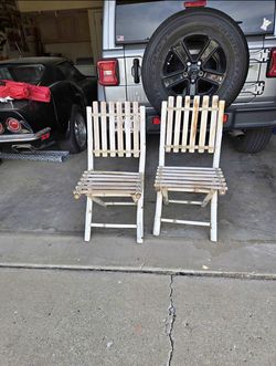 Pair of Vintage Bamboo Folding Chairs – Patio/Outdoor Par de Sillas Plegables de Bambú Vintage – Patio/Exterior