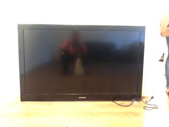 60 inch tv need gone