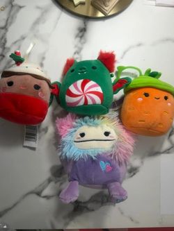 NWT Bundle of 4 squish mellows