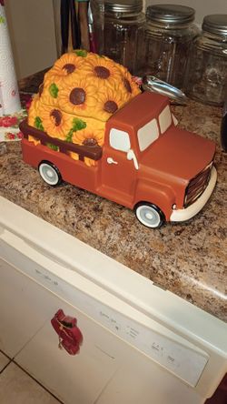 Cookie jar