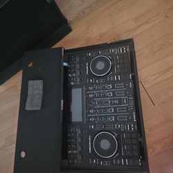 Denon Dj Prime 4 +