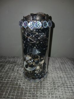 🎱Black and white themed jewelry jar