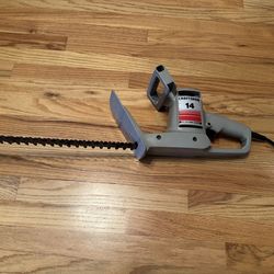 Craftsman Electric 14” Hedge Trimmer