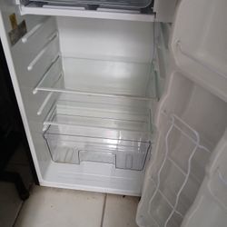Mini Refrigerator 