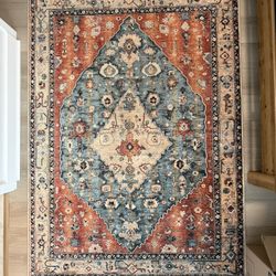5’ x 7’ Vintage-Style Area Rug – Persian/Boho Design – Excellent Condition