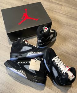 Jordan 5’s metallics