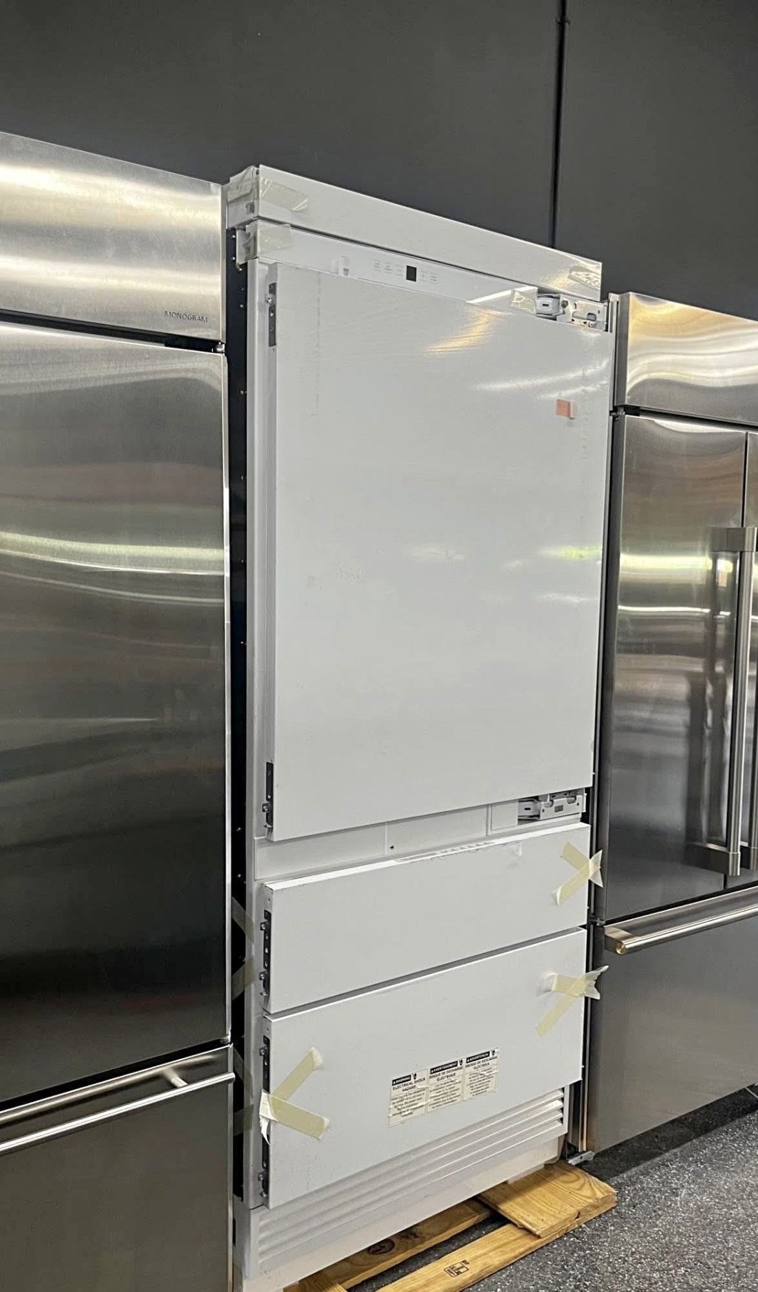 New Monogram Panel Ready 36” Built In Bottom Freezer Fridge + Ice Maker