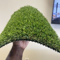 420 Sq Ft Roll Of Artificial Grass Turf