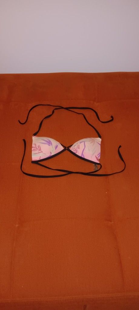 Victoria Secret Pink Bikini Top Size Medium $5.00