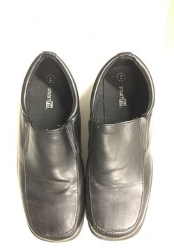 Boy dress shoes size 5
