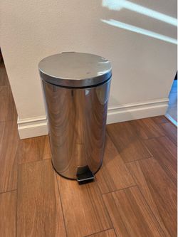 stainless steel round step-on trash can