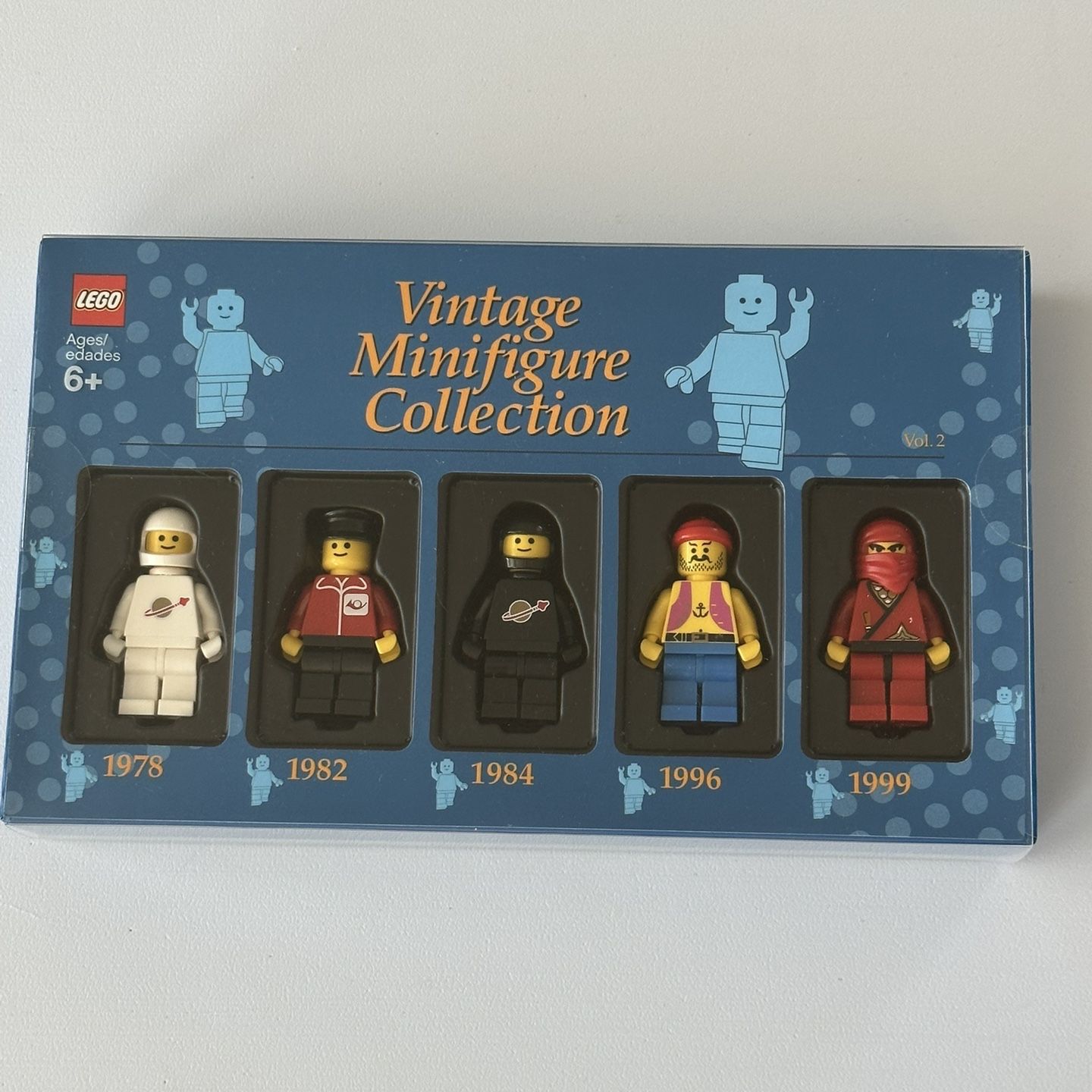 Vintage minifigure collection hotsell
