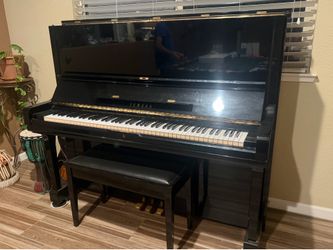 U3 Yamaha Piano