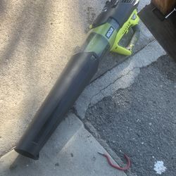Corded Ryobi Leaf Blower 