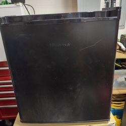 Hisense Mine Fridge
