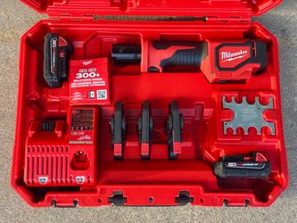Milwaukee Short Throw Press Tool Kit