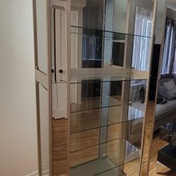 Mirrored Glass Display 