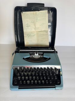 Vintage Brother Charger 11 Correction Typewriter Blue