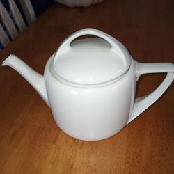 Vintage Rosenthal Classic Germany Donatello Teapot 