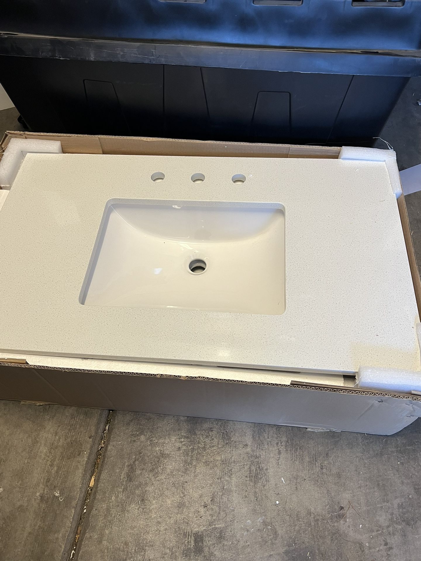 Allen Roth Home & Garden