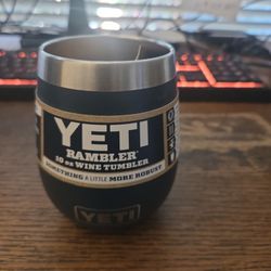 yeti wine tumbler brand new