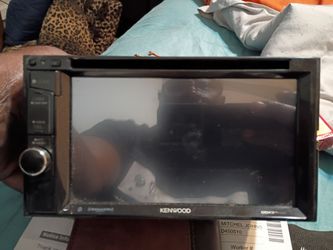 Double Din Kenwood radio