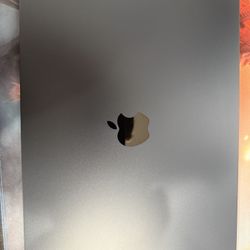 MacBook Air A3241