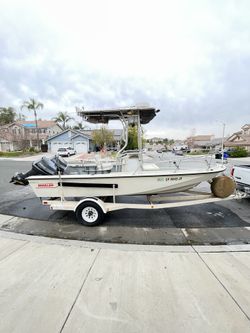 1989 Boston Whaler Outrage 18”