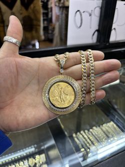 22k Centenario 14k Chain & Bezel 24” Long 📲 We Buy Gold 14k $70 X Gramo