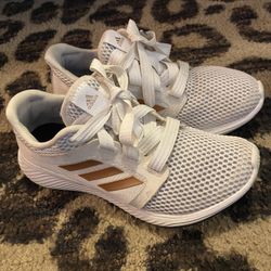ADIDAS SHOES SIZE 7 