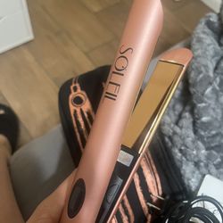 Soleil Hair straightener 