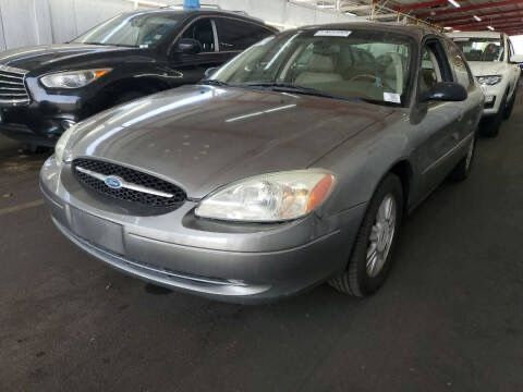 2003 Ford Taurus