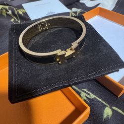 Hermes Bracelet Black With Gold Hardware
