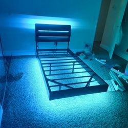Twin Floating Bedframe W/ Lights