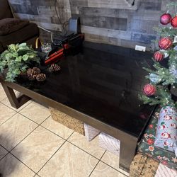Large Low Coffee Table With Removable Glass Top.