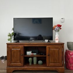 Entertainment Stand 