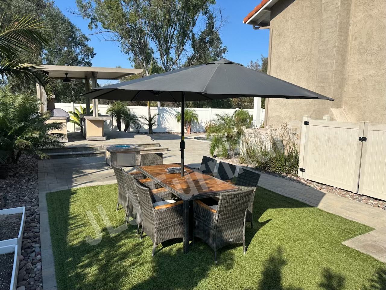 NEW 🔥Outdoor Patio Furniture Dining Set 10 Pc Wicker Acacia Wood Table With 15' Umbrella  Solar Lights ASSEMBLED