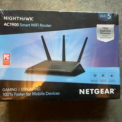 NETGEAR NIGHTHAWK AC1900 WiFi 5 BRAND NEW