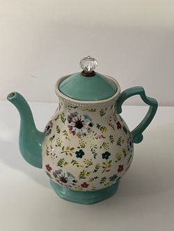 Pioneer Woman teapot