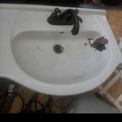 Bathroom sink