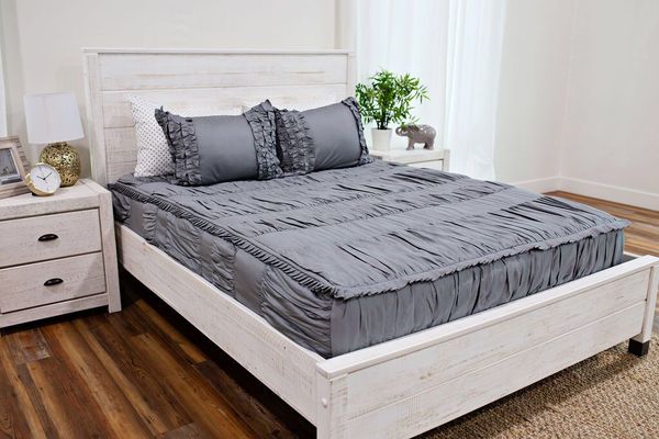 Beddys chic grey minky queen size bedding. for Sale in